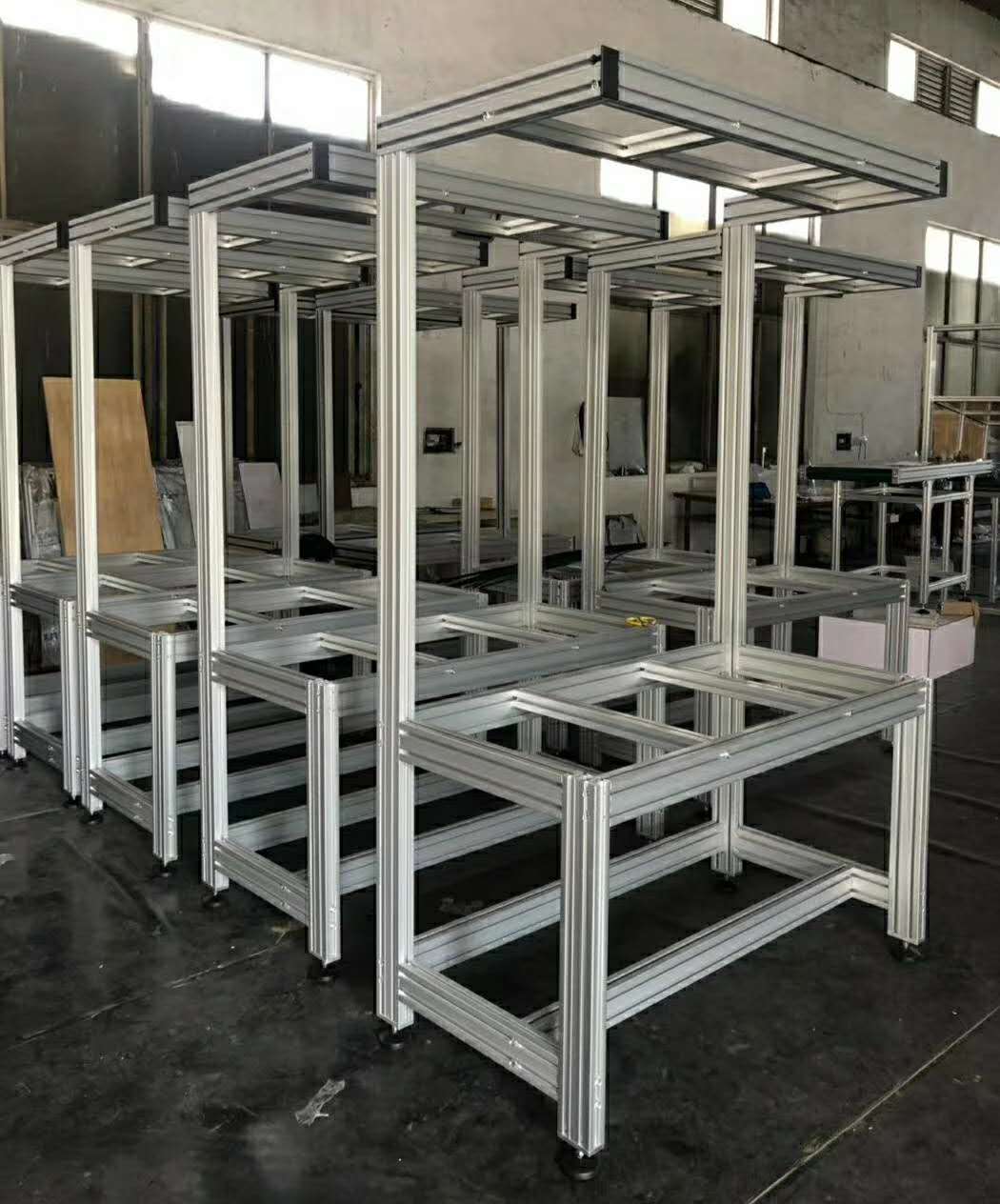 铝型材料机架加工材料质量会影响稳定性-泉州天啸电竞赛事组织有限公司